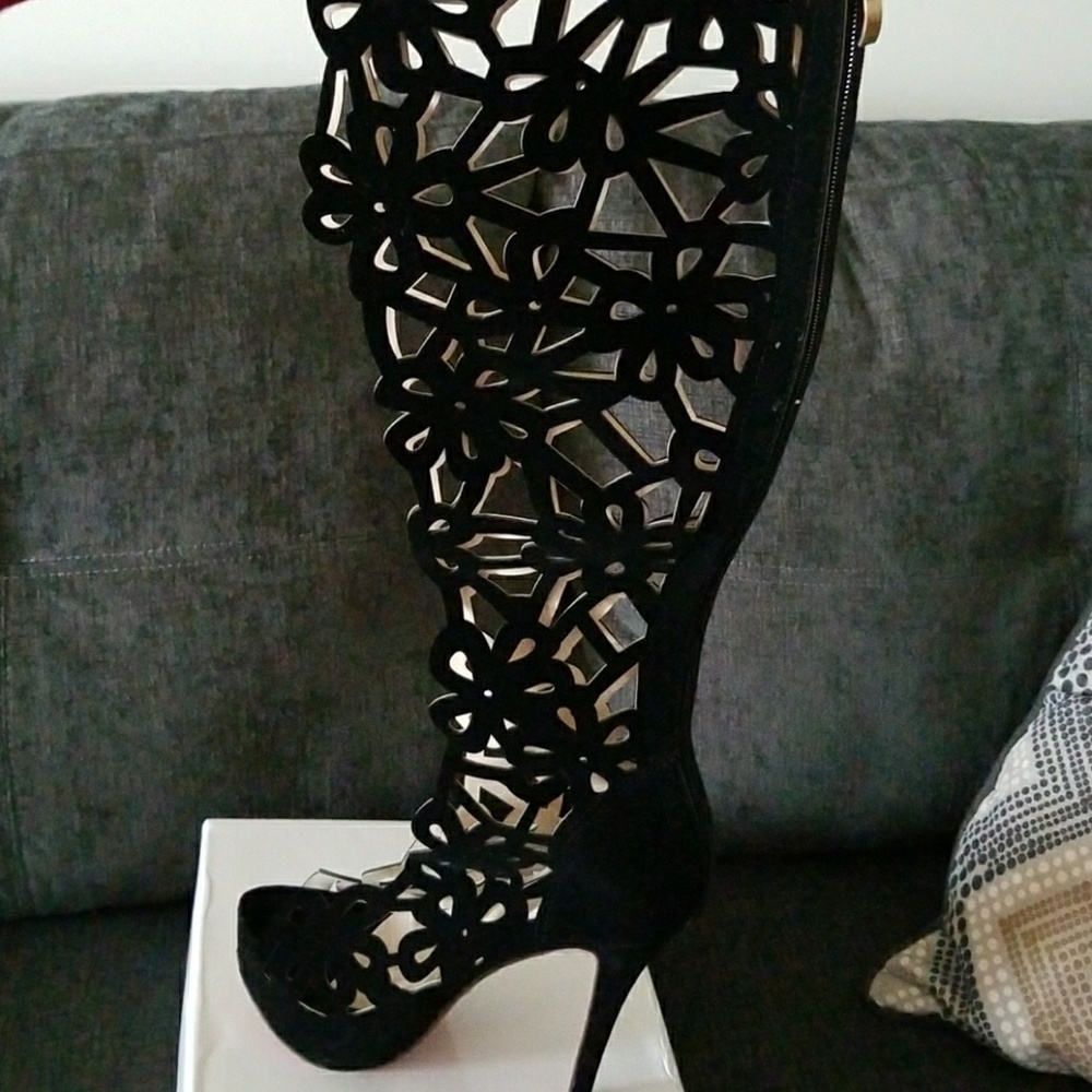 Black suede lace up ribbon boots